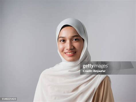 hot muslim woman|43,197 Beautiful Muslim Lady Stock Photos and High。